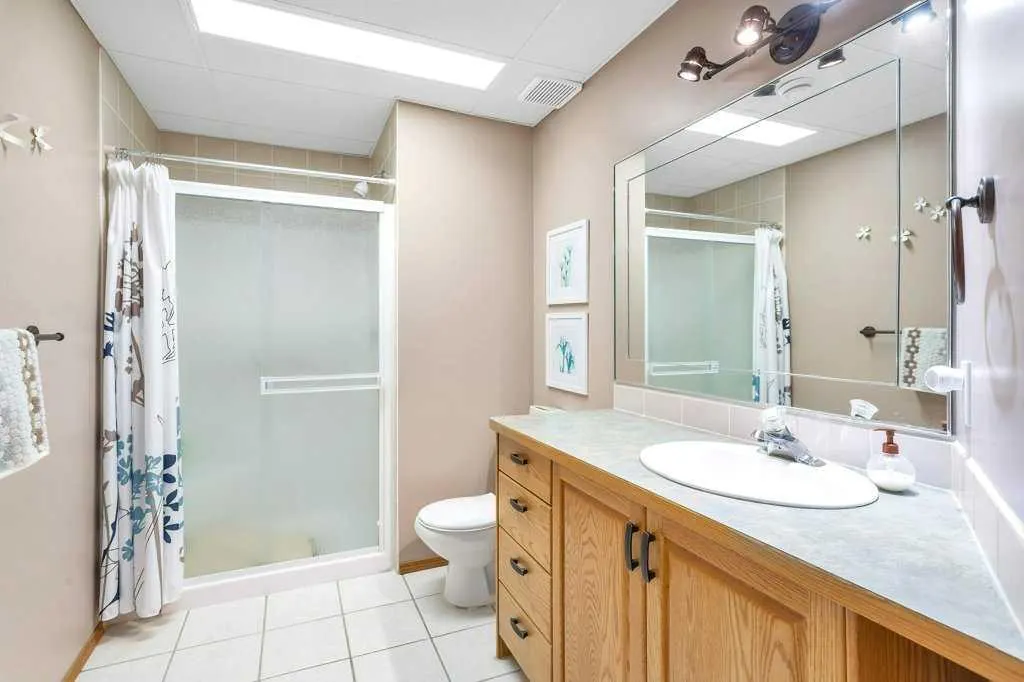 33016 Township Road 424A