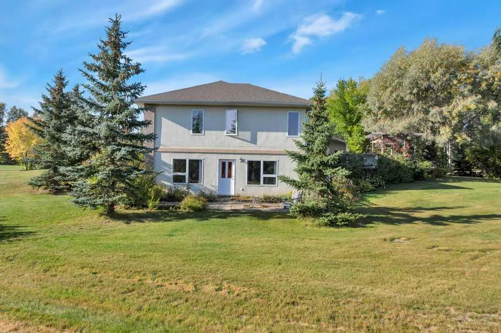 33016 Township Road 424A