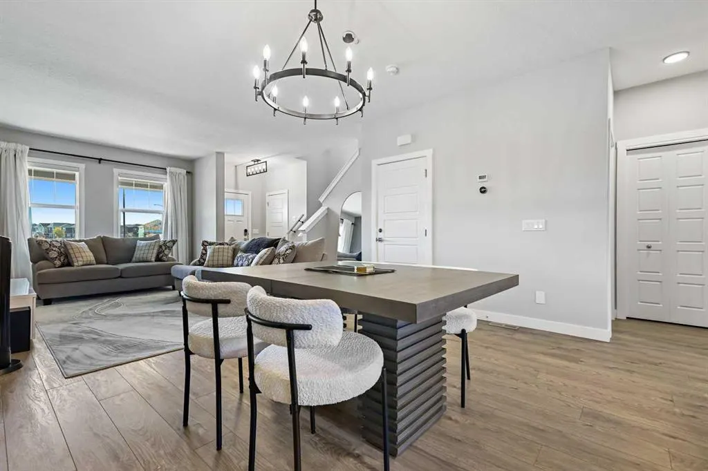 967 Legacy Circle SE