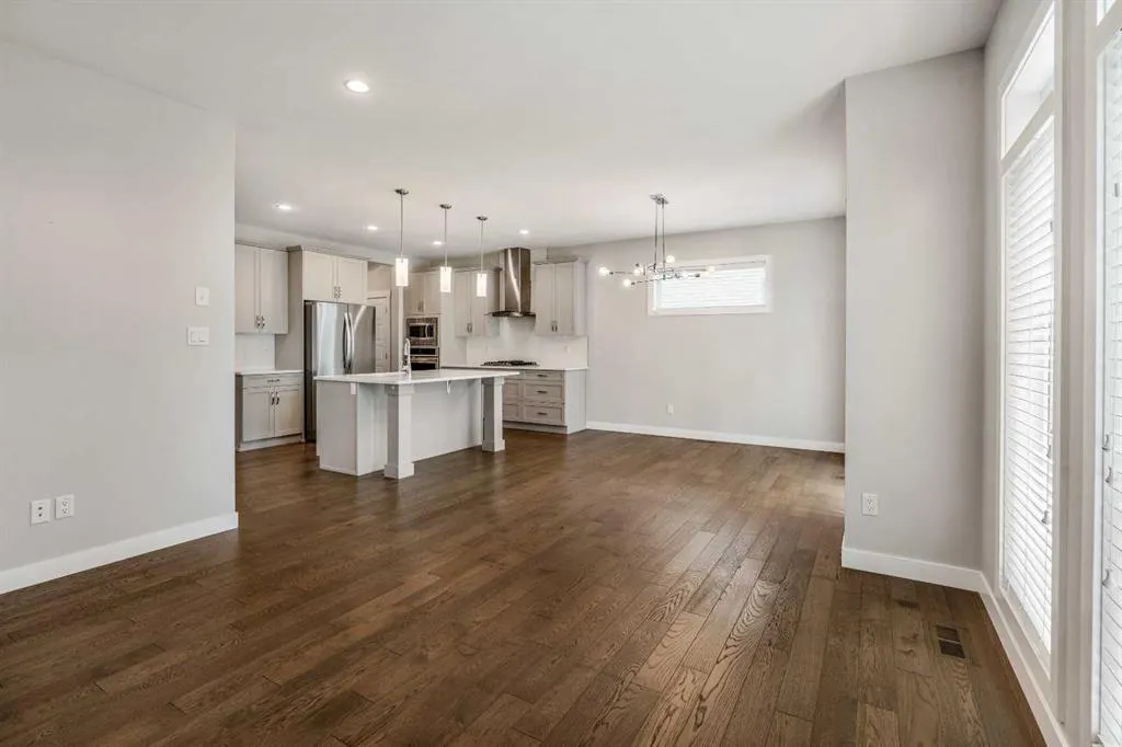 457 Westgate Crescent