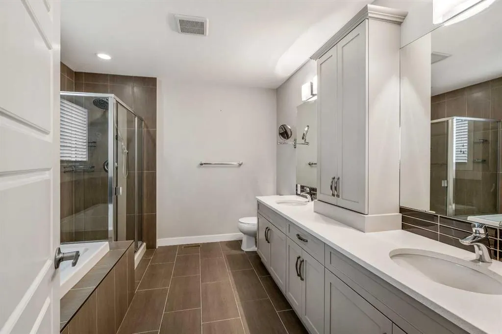 457 Westgate Crescent