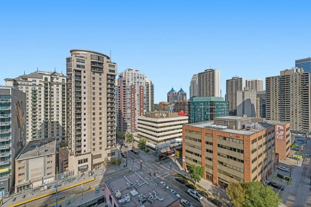 1100 8 Avenue SW, #1207