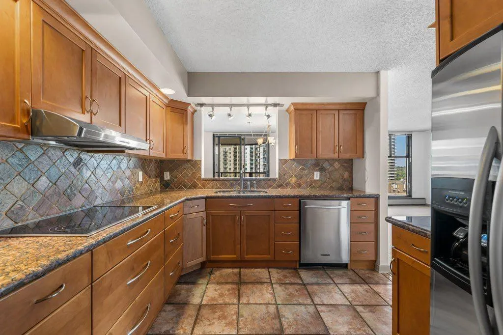 1100 8 Avenue SW, #1207