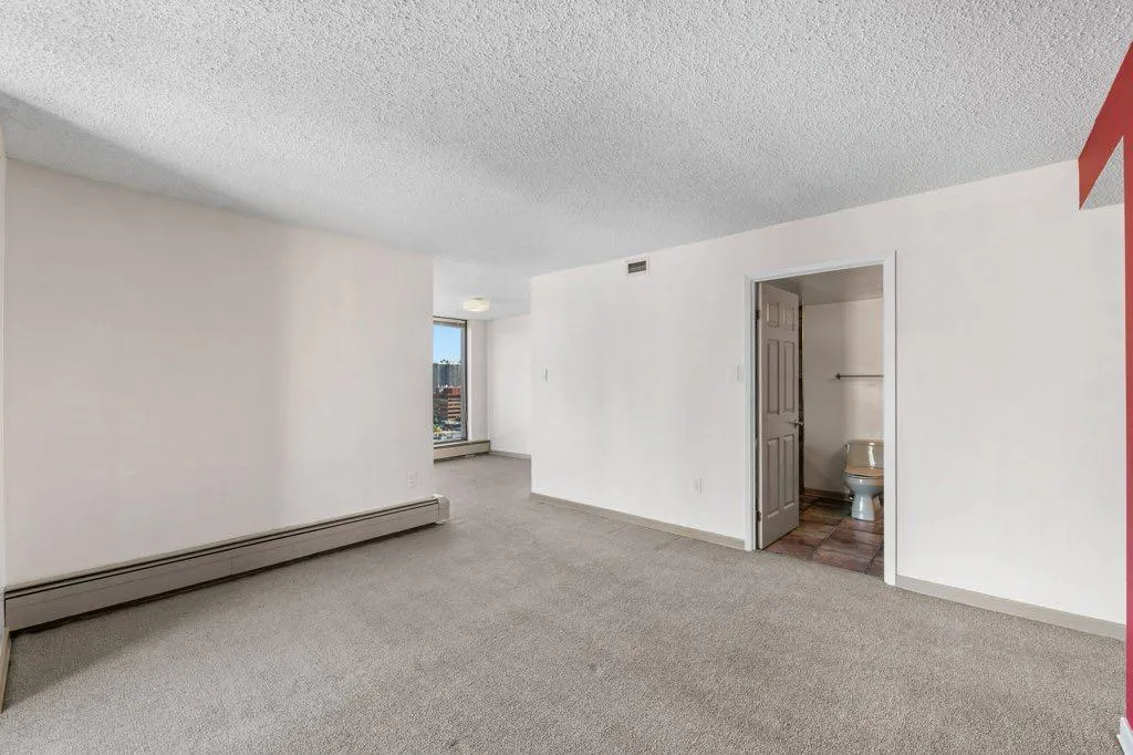 1100 8 Avenue SW, #1207