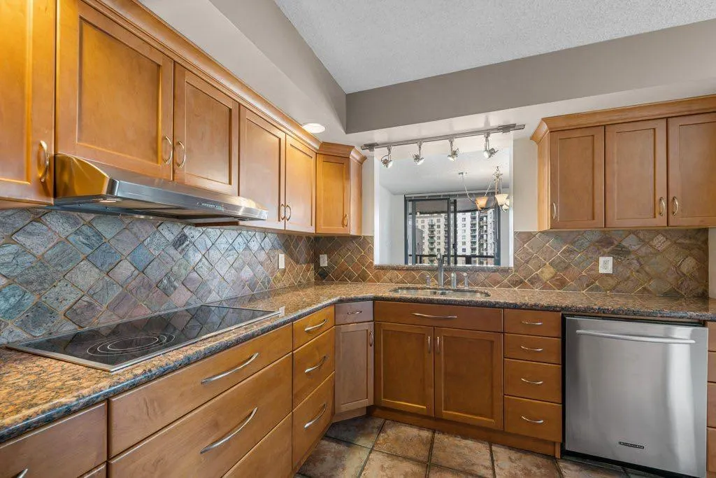 1100 8 Avenue SW, #1207