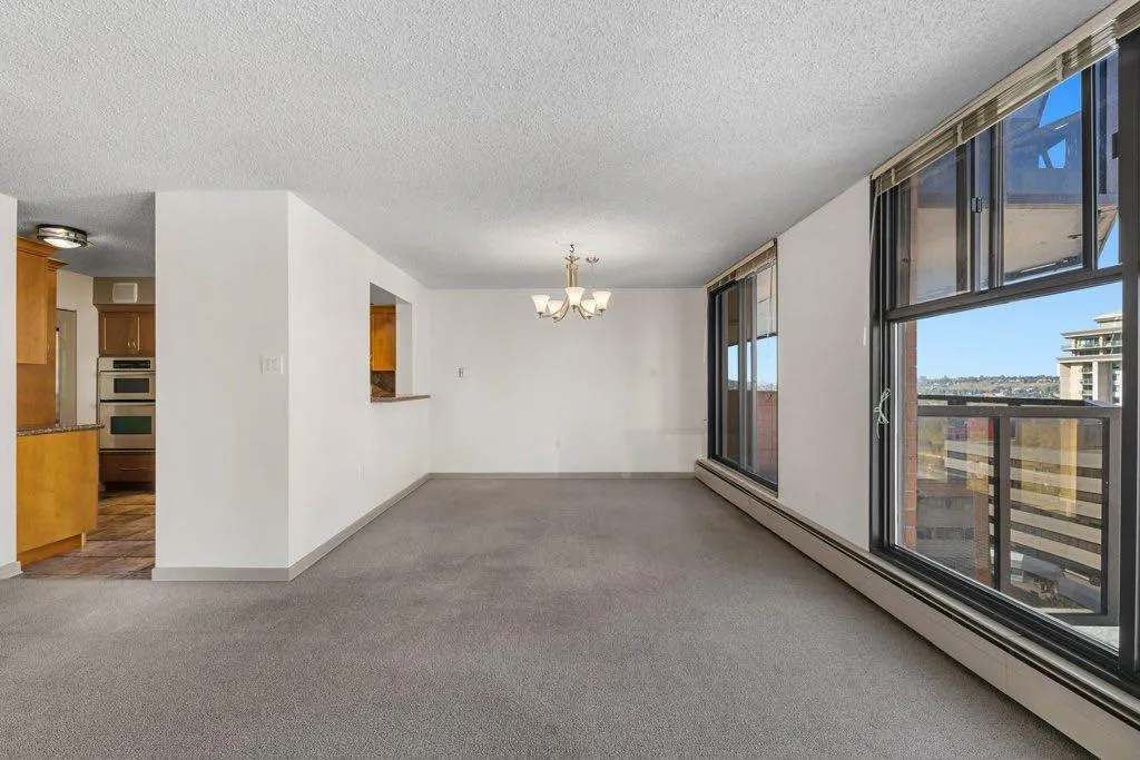 1100 8 Avenue SW, #1207