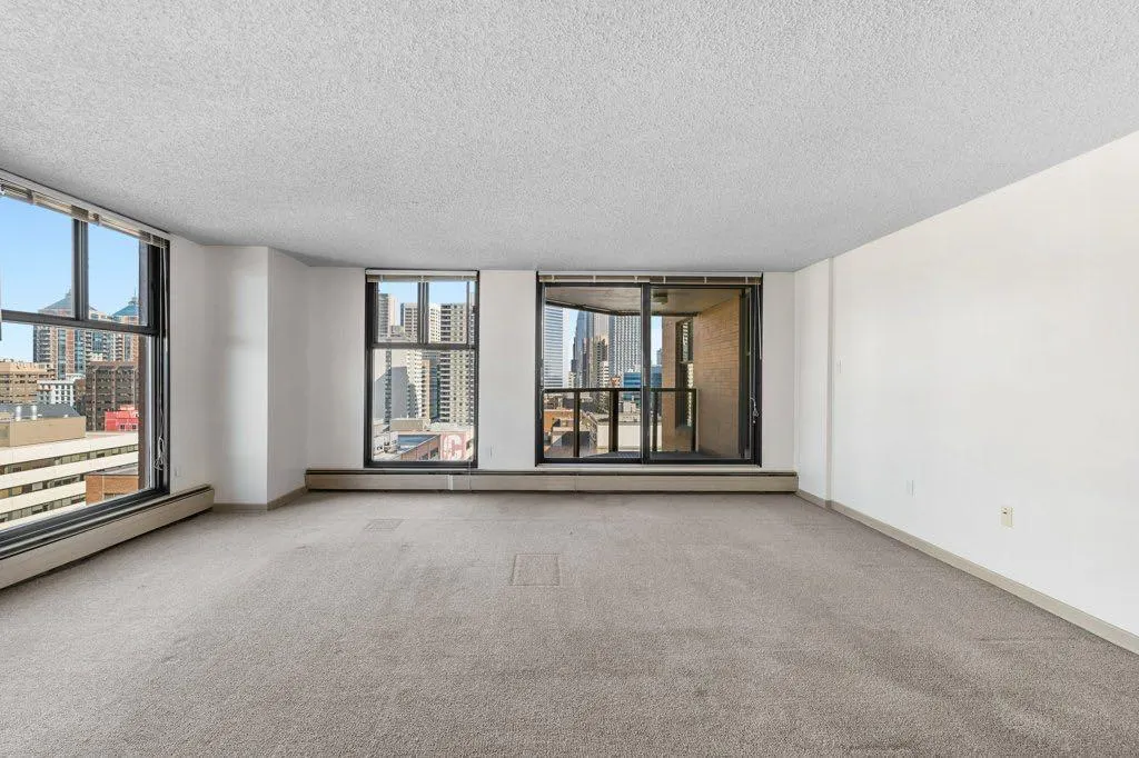 1100 8 Avenue SW, #1207