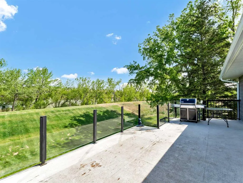 14 Finlay Court SW