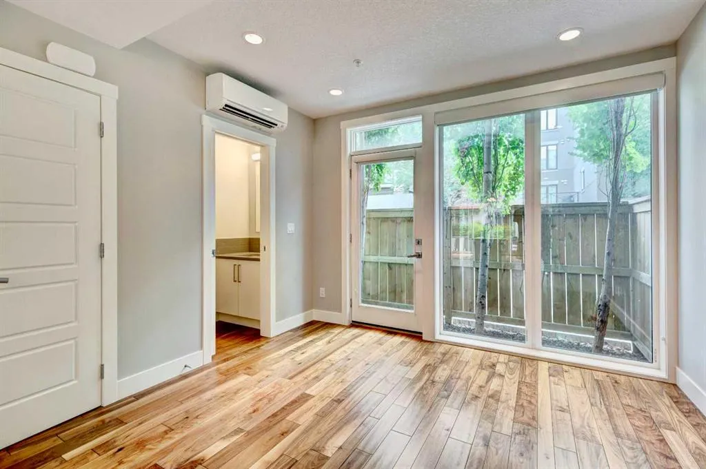 2717 17 Street SW, #204