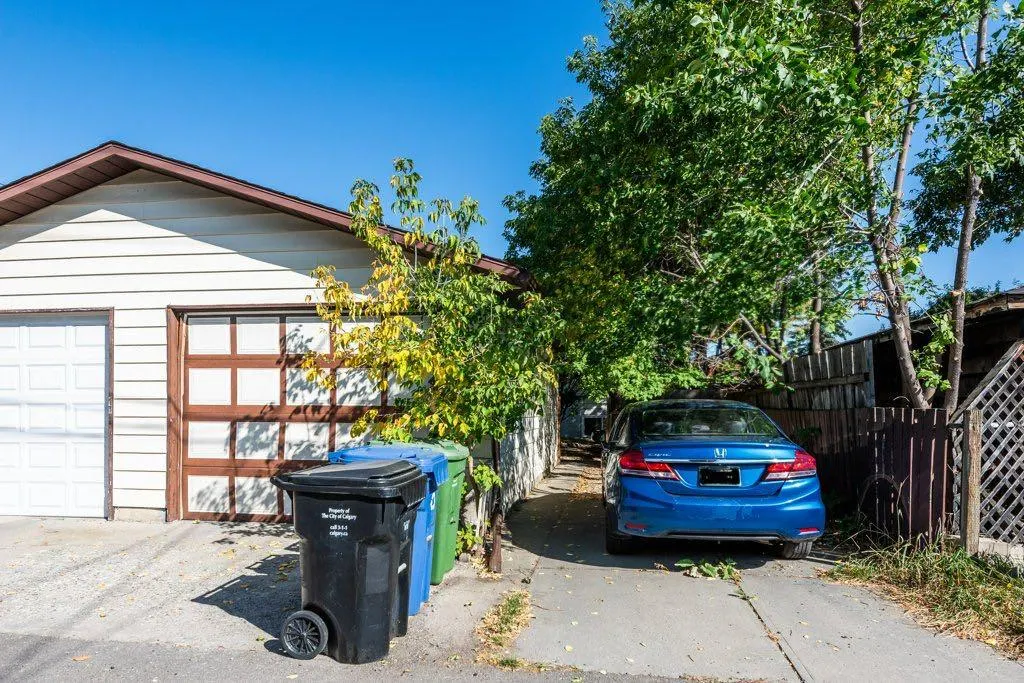 2831 29 Street SW
