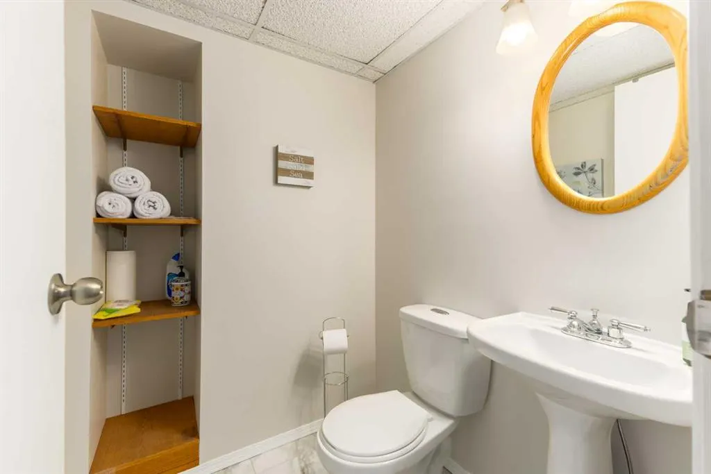 23 Whitlock Close NE