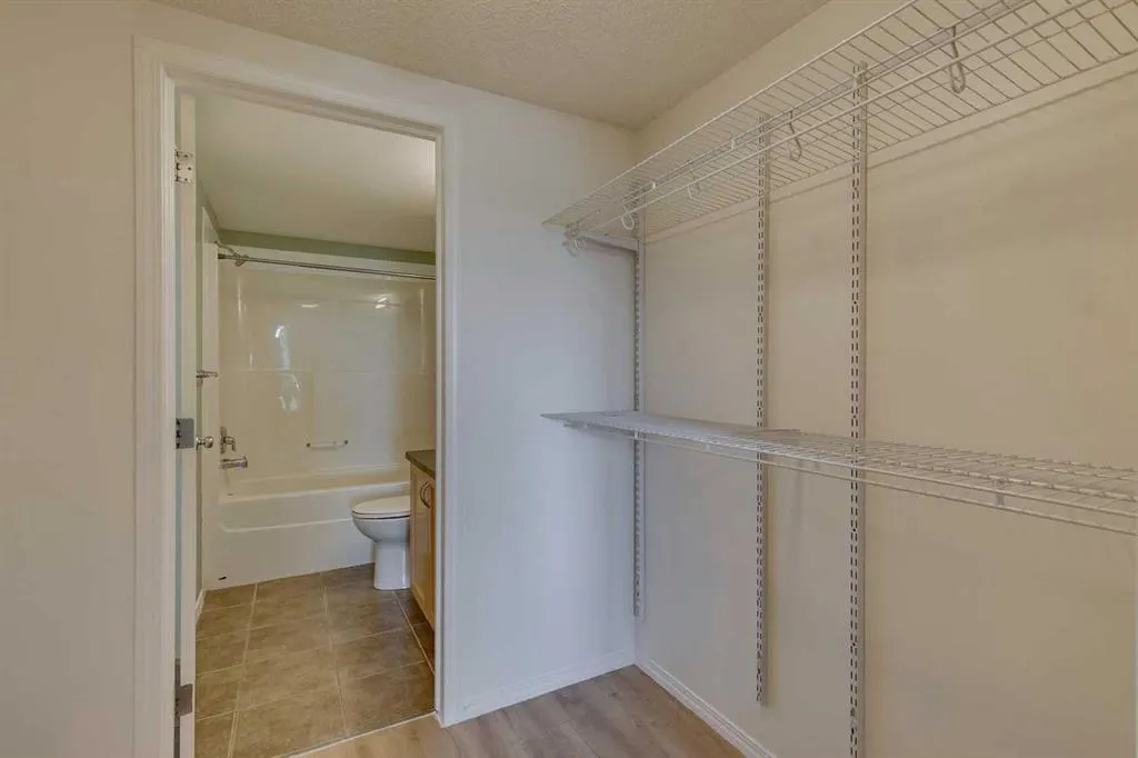 70 Panamount Drive NW, #9108