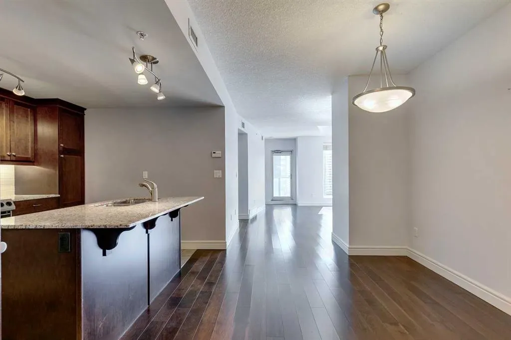 910 5 Avenue SW, #1706