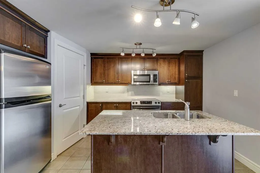 910 5 Avenue SW, #1706
