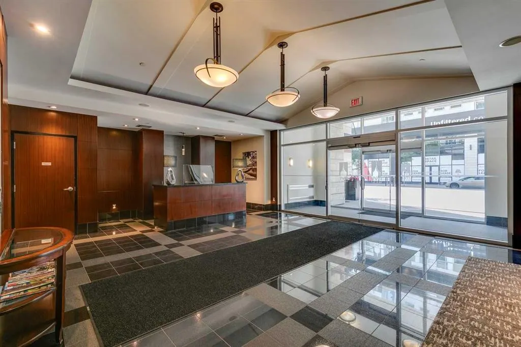 910 5 Avenue SW, #1706