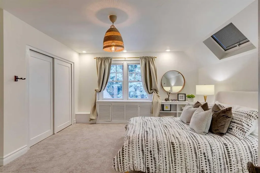 2409 Carleton Street SW