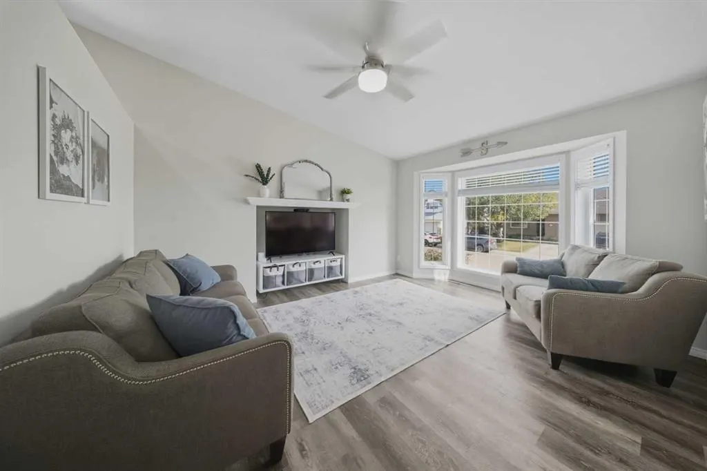 105 Darling Crescent