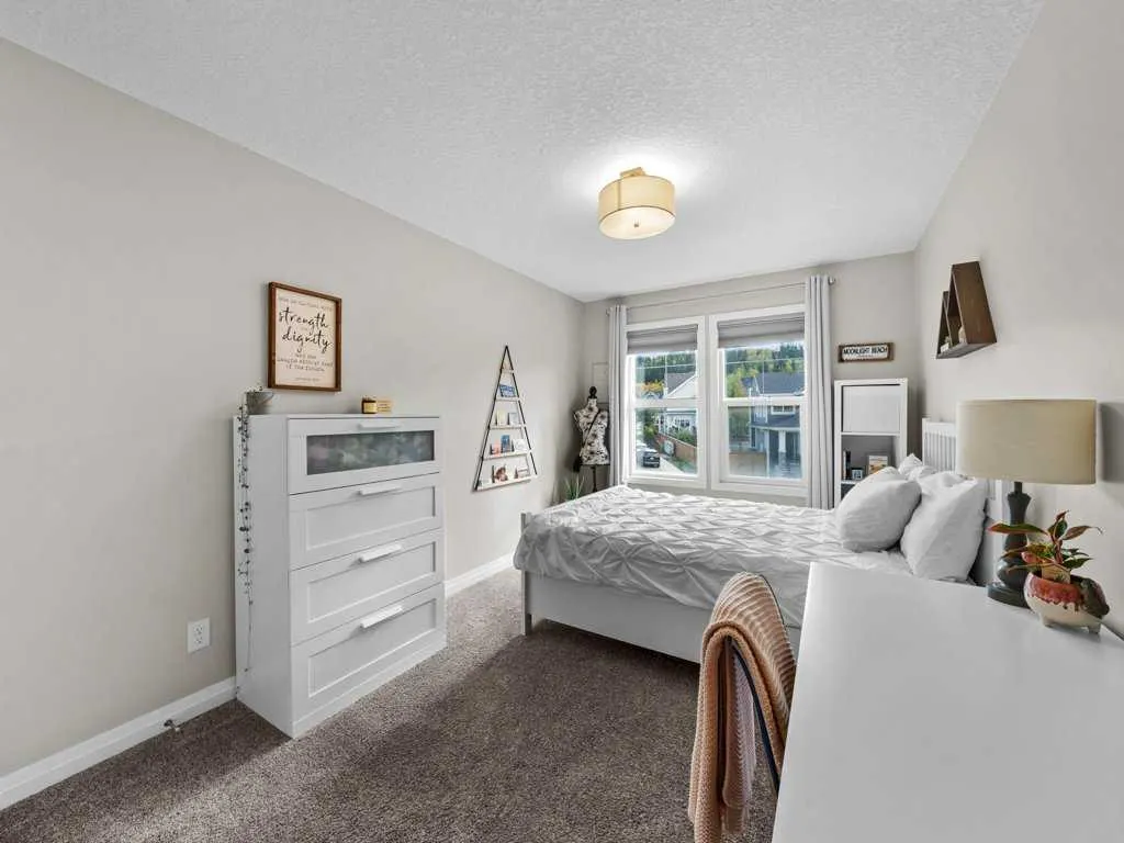 34 Riviera View