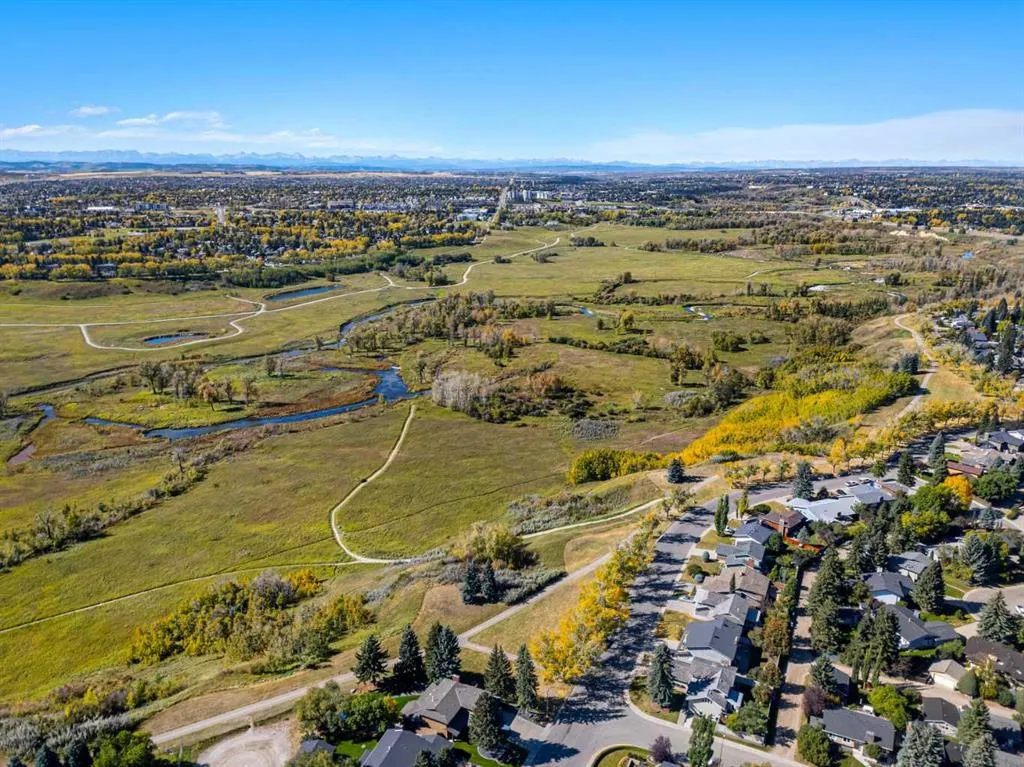 344 Parkland Way SE