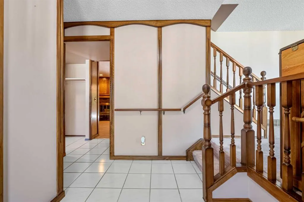344 Parkland Way SE