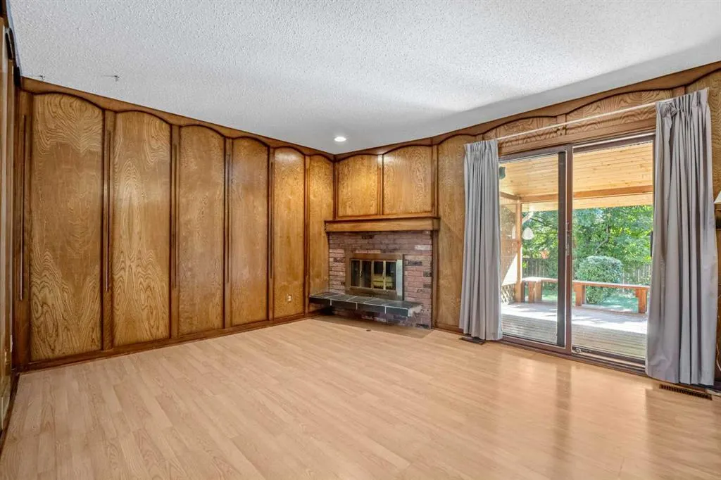 344 Parkland Way SE