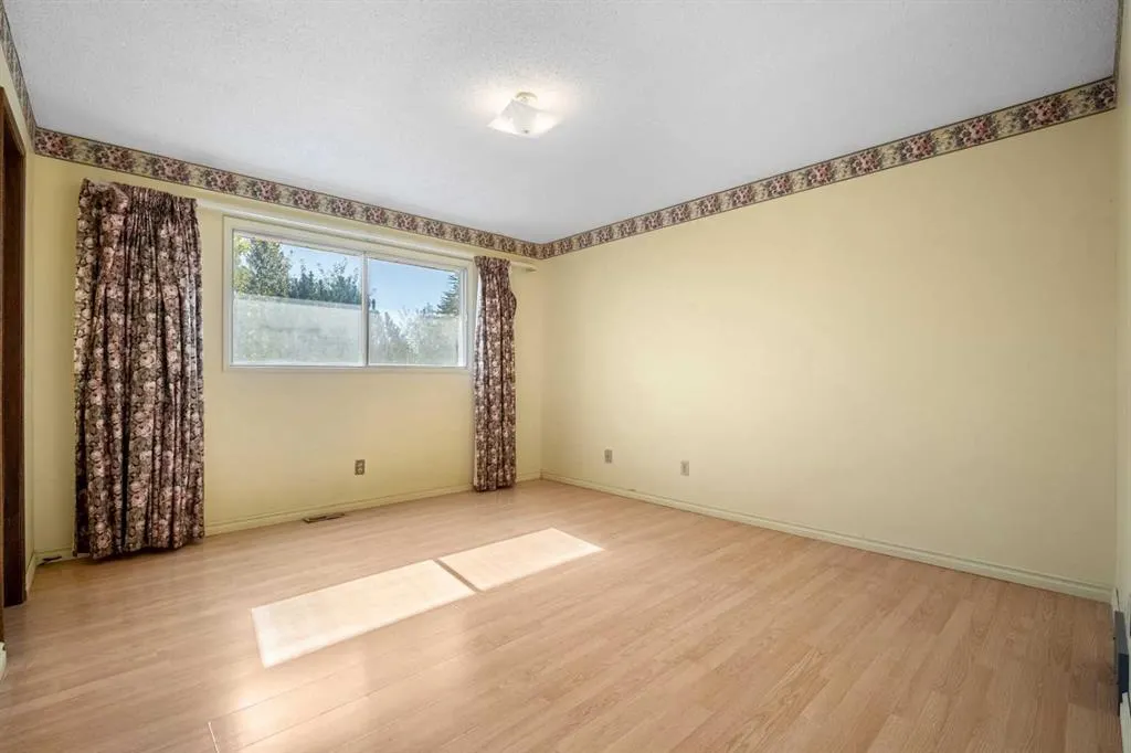 344 Parkland Way SE