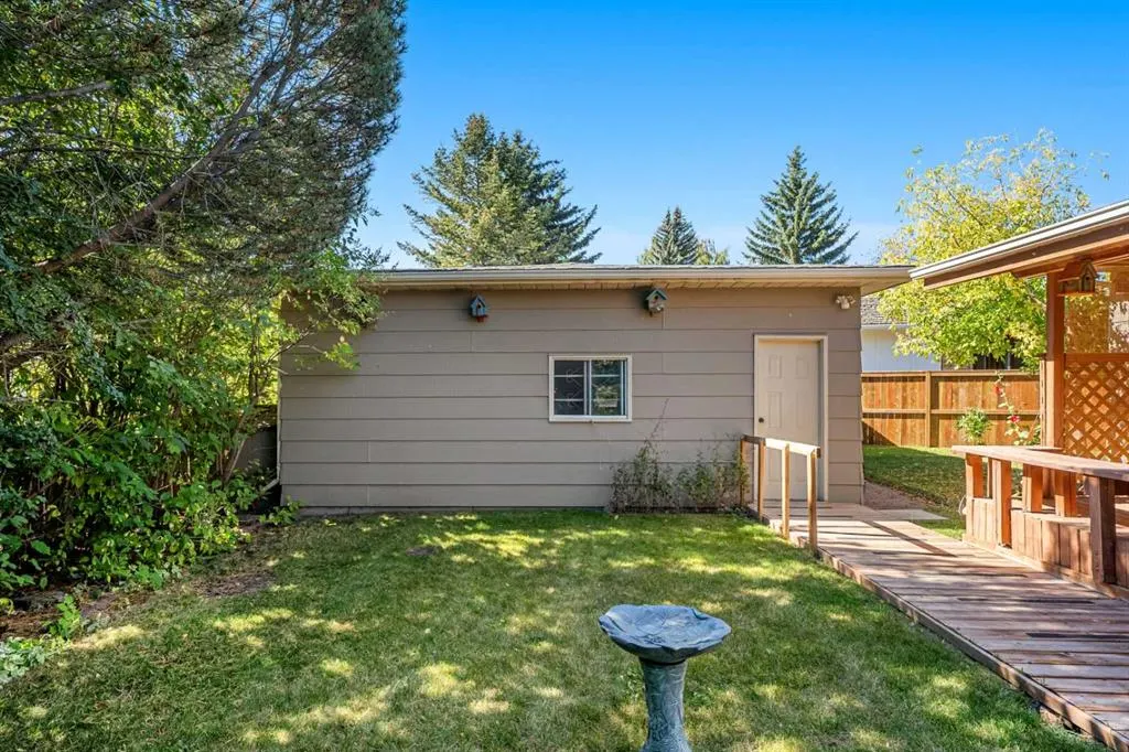 344 Parkland Way SE