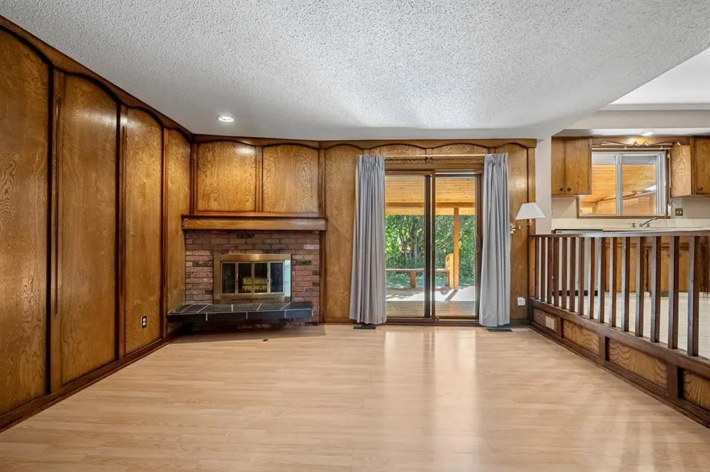 344 Parkland Way SE
