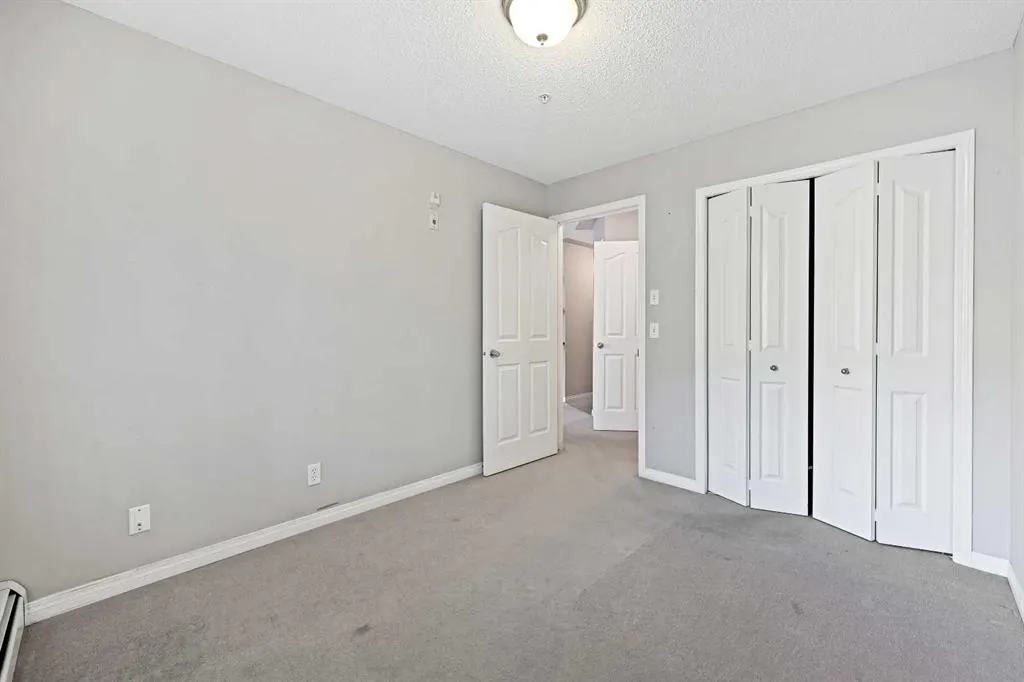 369 Rocky Vista Park NW, #212