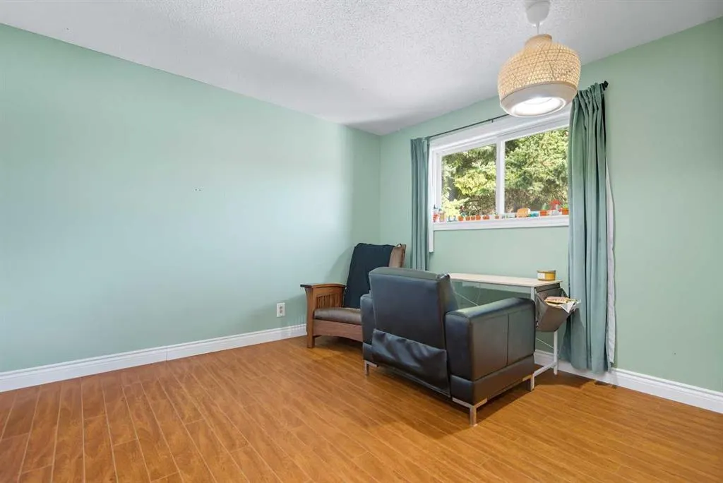 65 chappel Drive