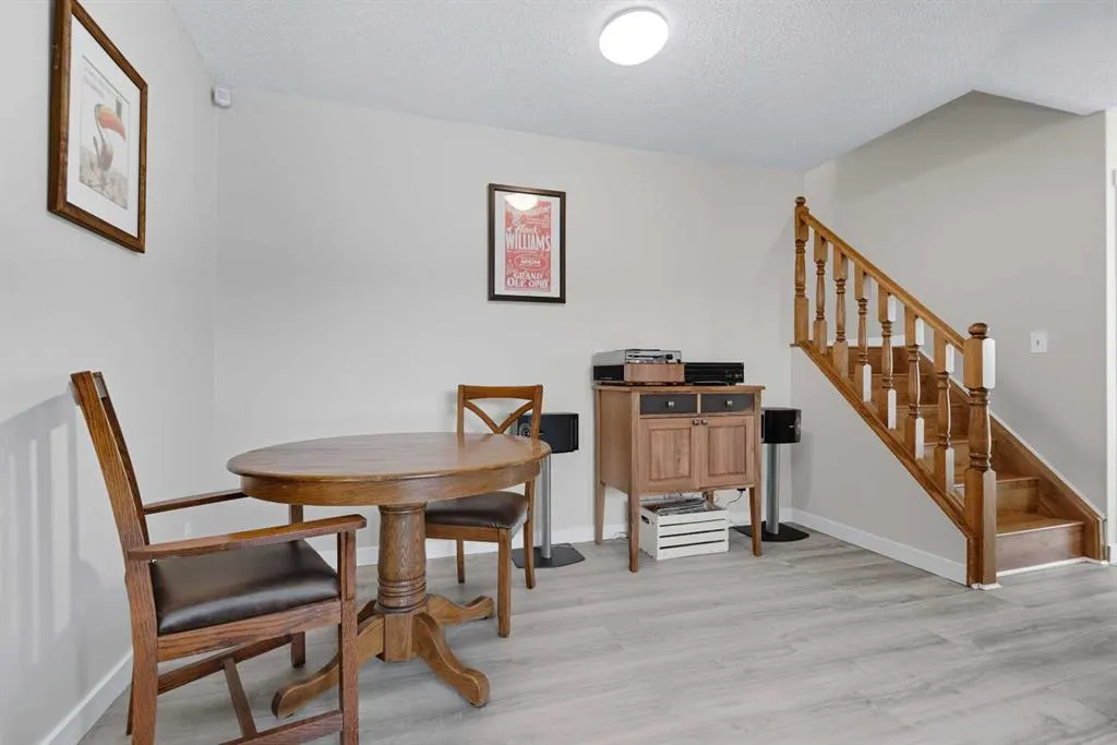 65 chappel Drive