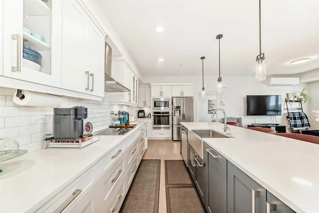 100 Harvest Hills Place NE, #404