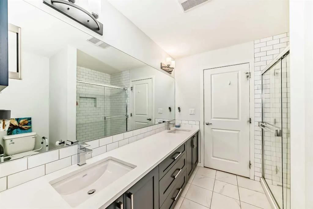 100 Harvest Hills Place NE, #404