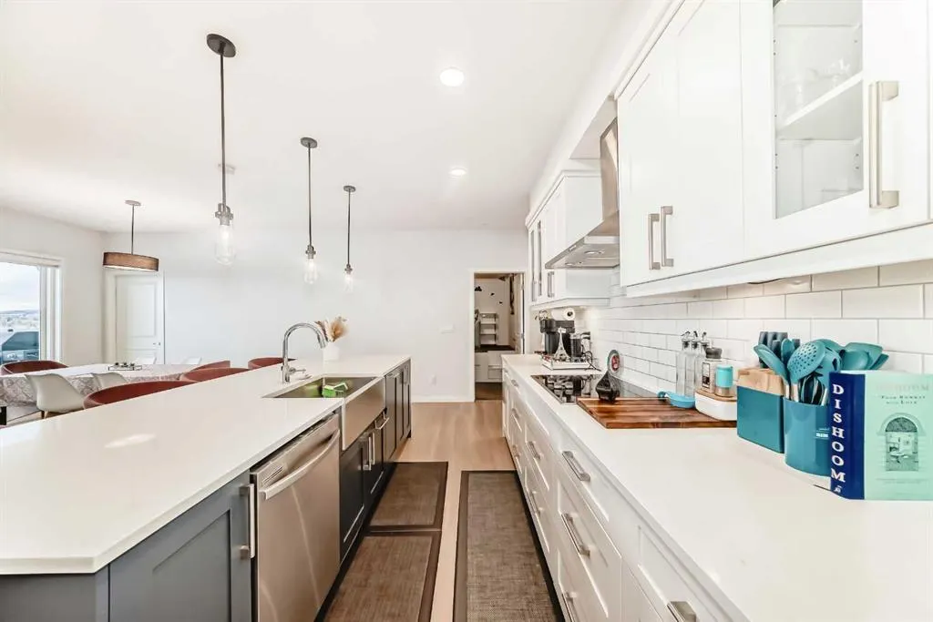 100 Harvest Hills Place NE, #404