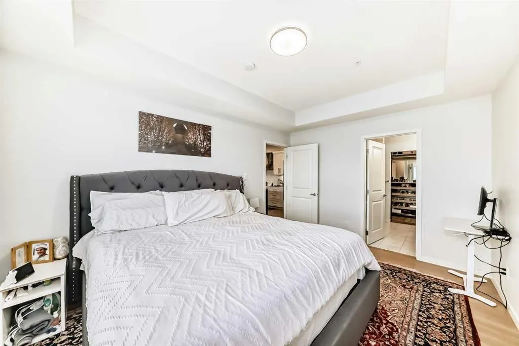 100 Harvest Hills Place NE, #404