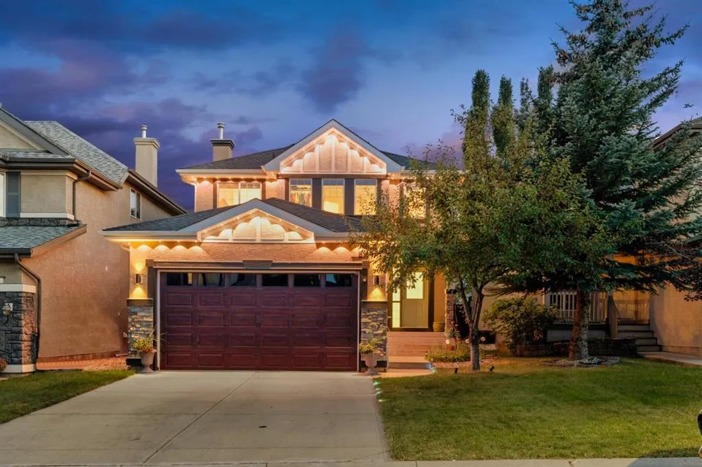 251 Everwillow Close SW