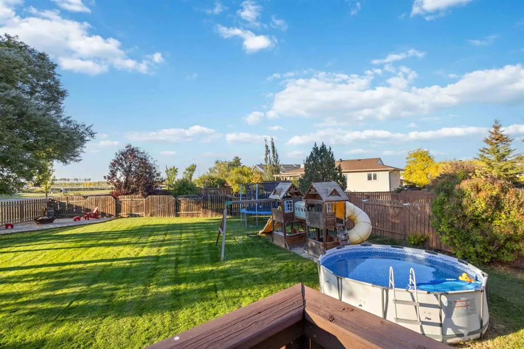 225 Farrell Crescent
