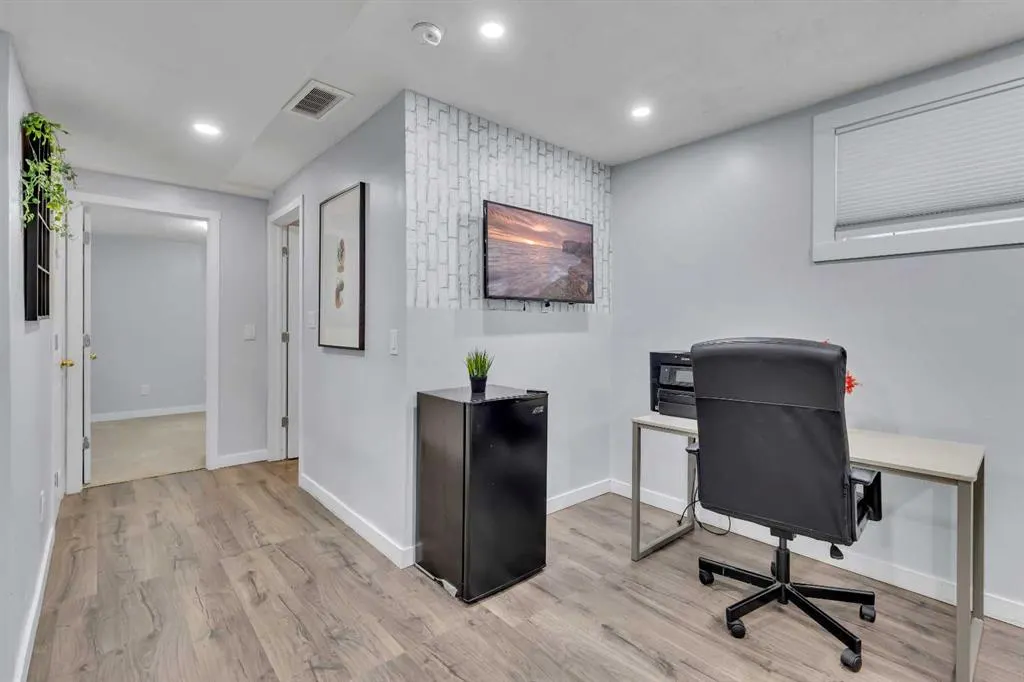 224 Hillcrest Road SW