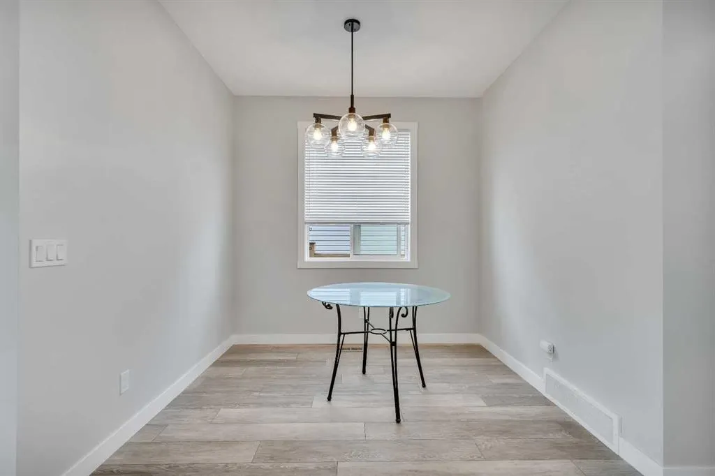 224 Hillcrest Road SW