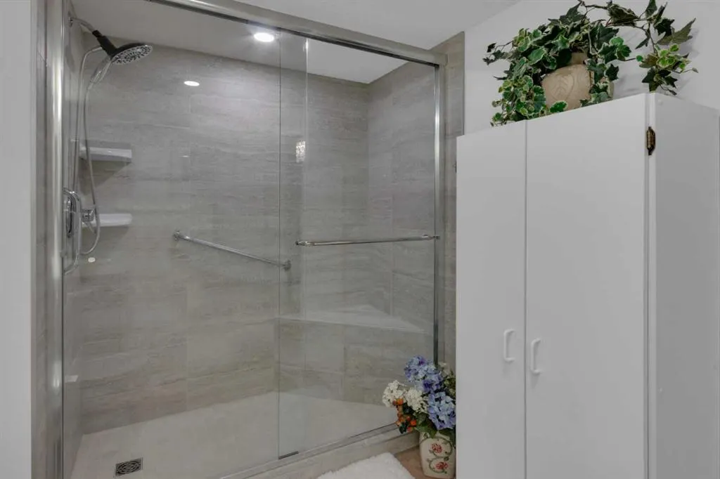 1211 Hawksbrow Point NW, #1211