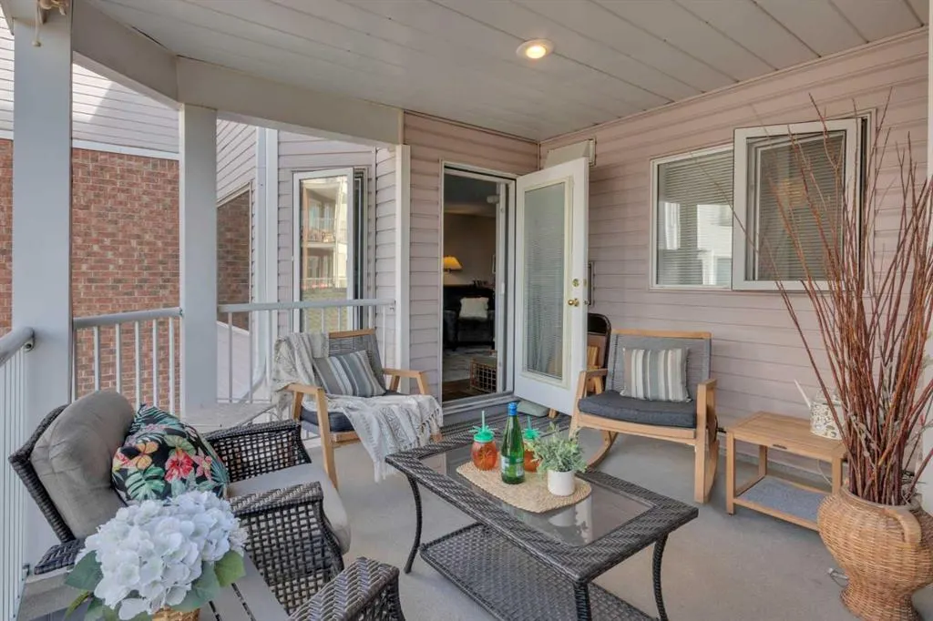 1211 Hawksbrow Point NW, #1211