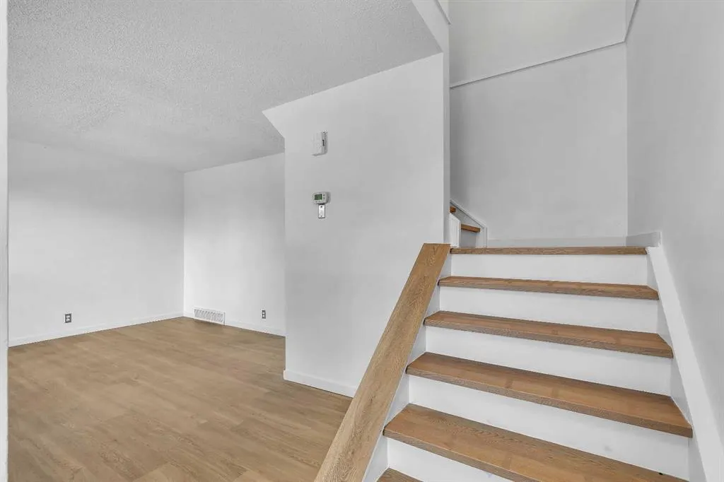 20 Whitmire Road NE