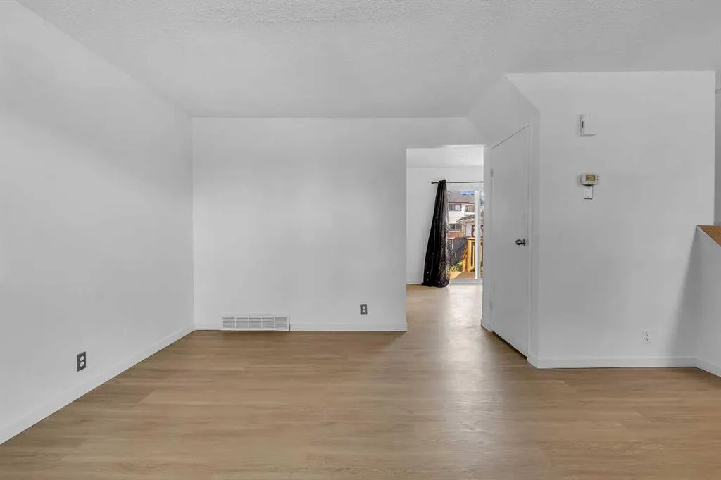 20 Whitmire Road NE