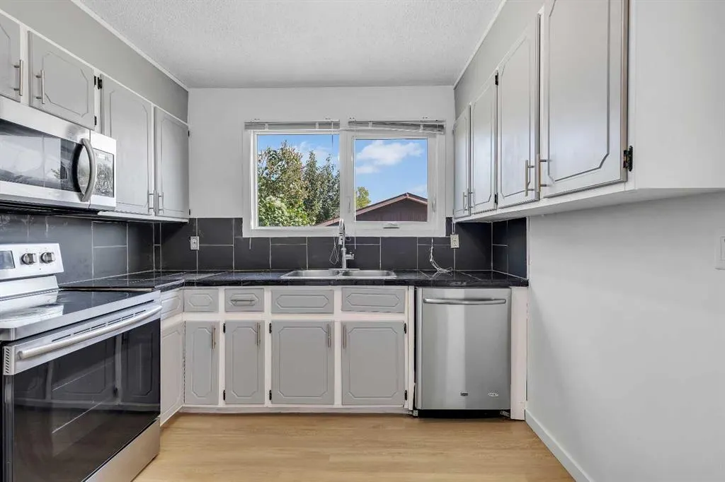 20 Whitmire Road NE
