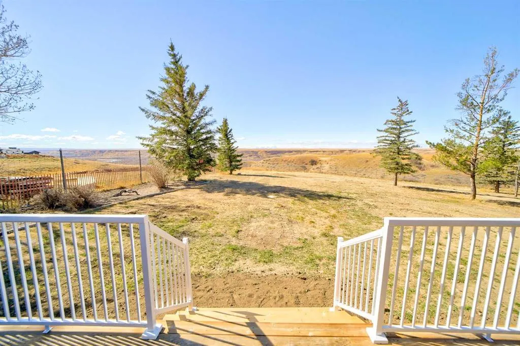 10 Sunset Crescent