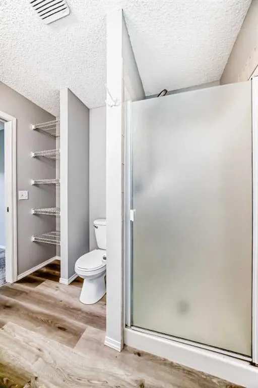 215 Harvest Gold Place NE