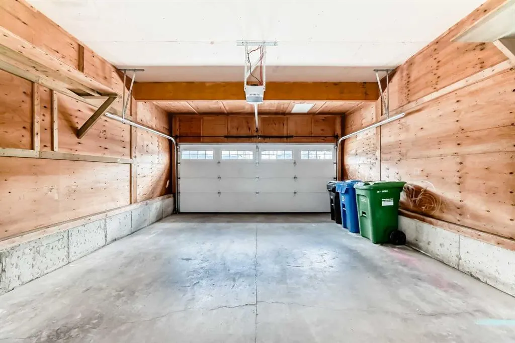 49 Sage Valley Manor NW