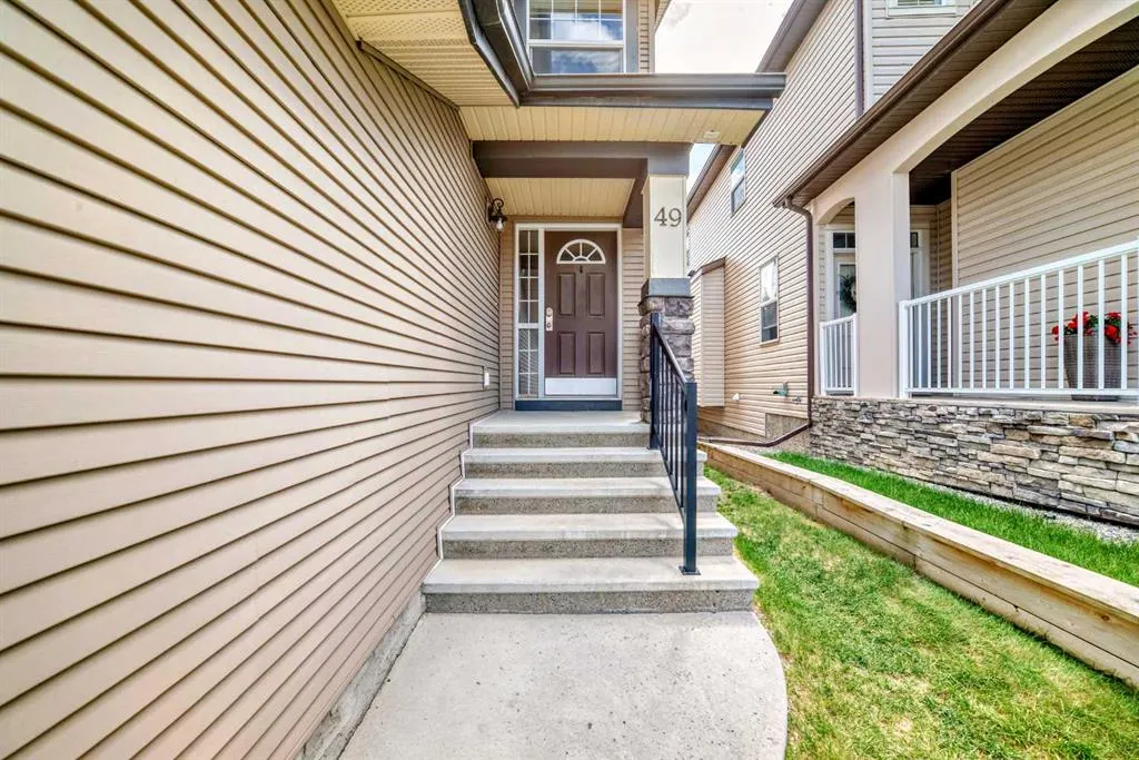 49 Sage Valley Manor NW