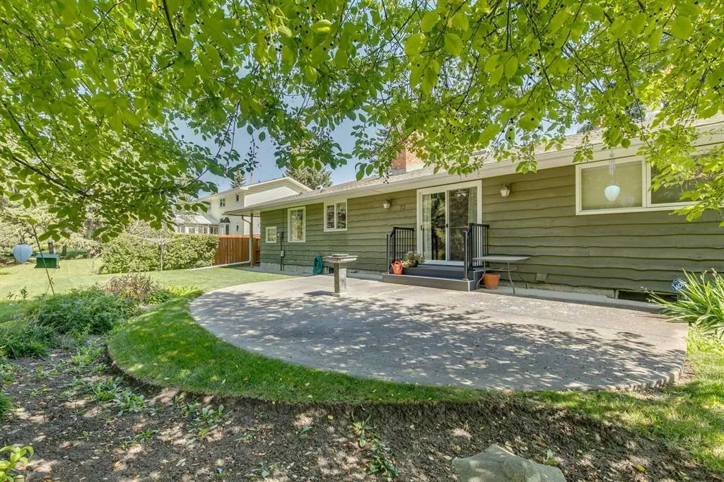32 Vartown Place NW