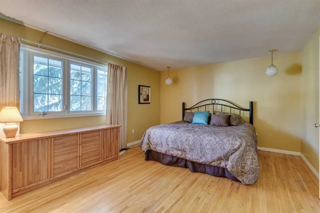 32 Vartown Place NW